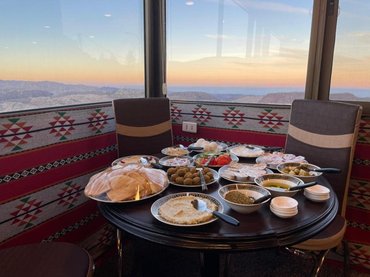 Plaza View Hostel At Tayyibah Luaran gambar