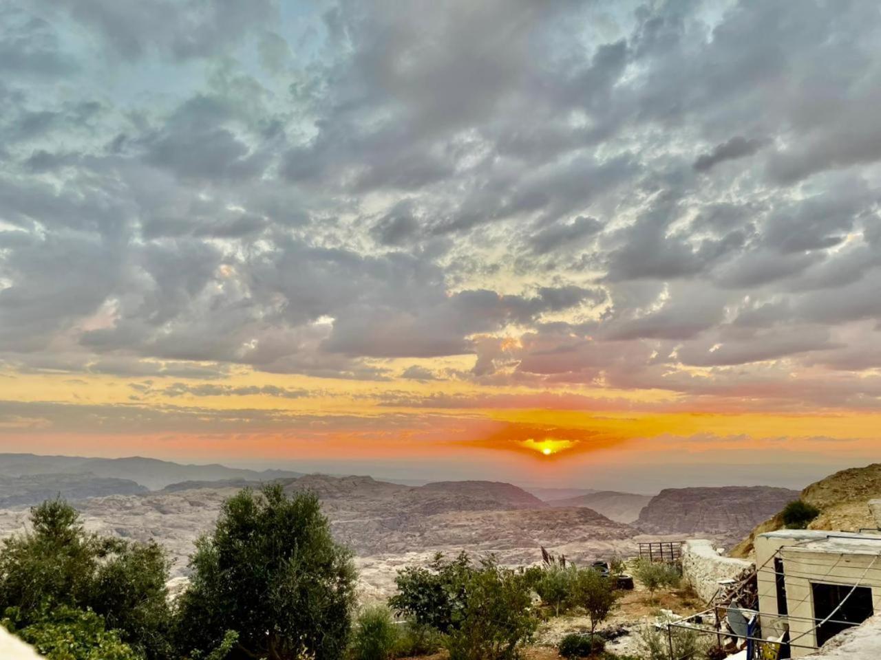Plaza View Hostel At Tayyibah Luaran gambar