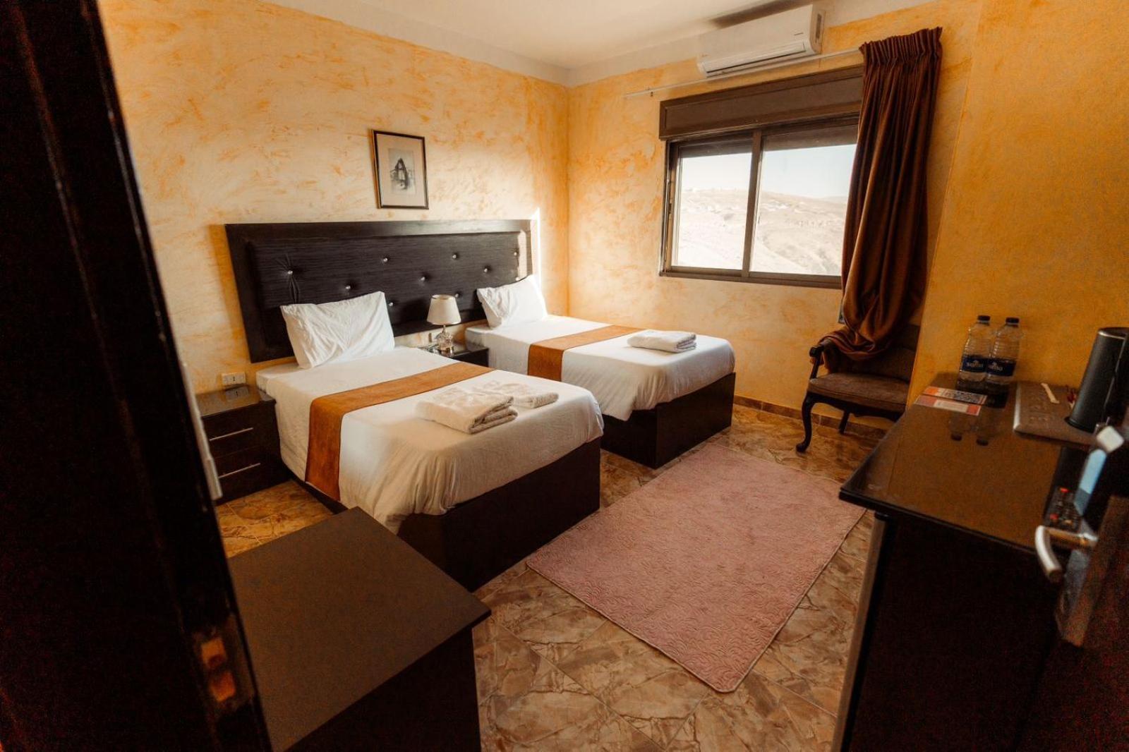 Plaza View Hostel At Tayyibah Luaran gambar
